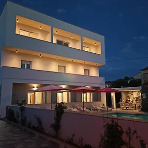 4* Gasthof Apartmant & Rosa Medulin
